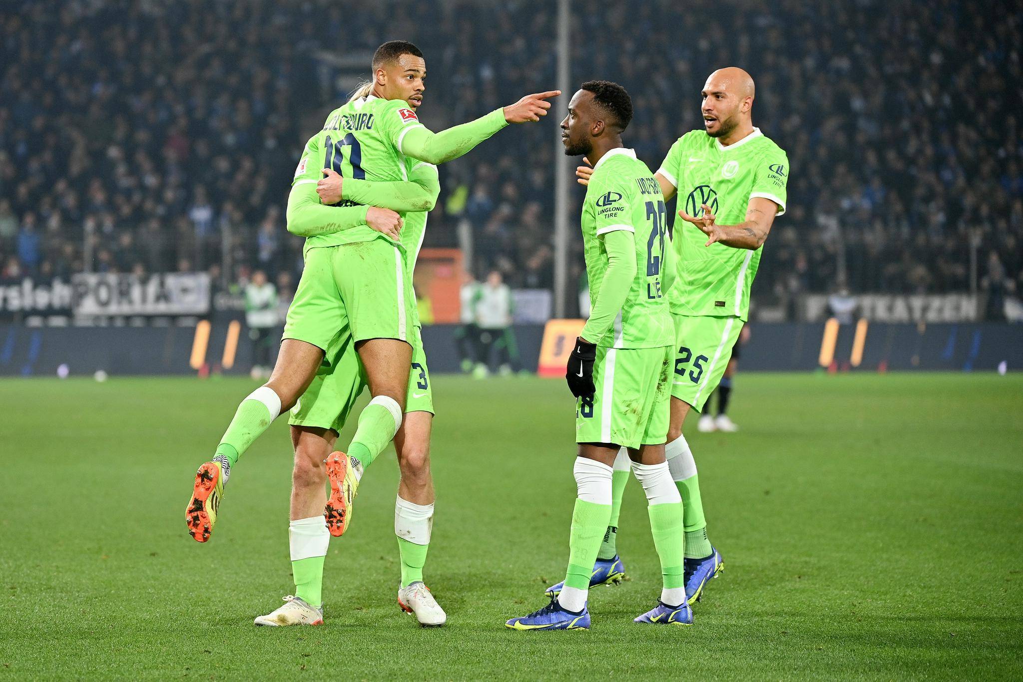 包含德甲国际比赛日走向成谜;莱比锡战术微调;底气十足;高层口径保持一致的词条 包含德甲国际比赛日走向成谜;莱比锡战术微调;底气十足;高层口径保持一致的词条