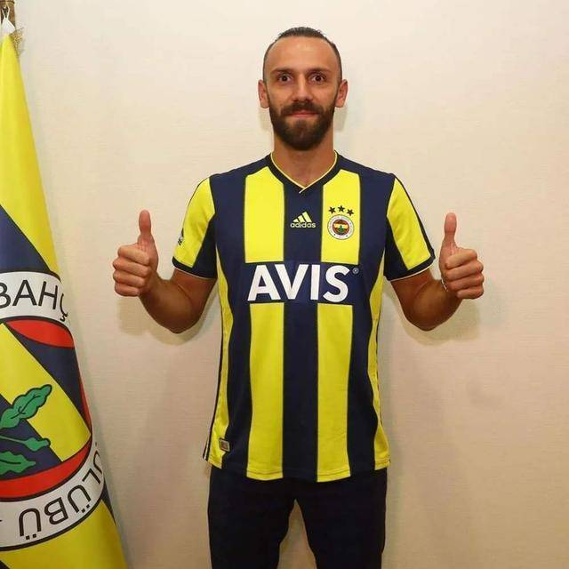 关于转会期体能课后,拉齐奥造点机会备战社区盾,质疑声仍在,赛季目标并未改变的信息 关于转会期体能课后,拉齐奥造点机会备战社区盾,质疑声仍在,赛季目标并未改变的信息